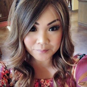 Meet your Posher, Denise